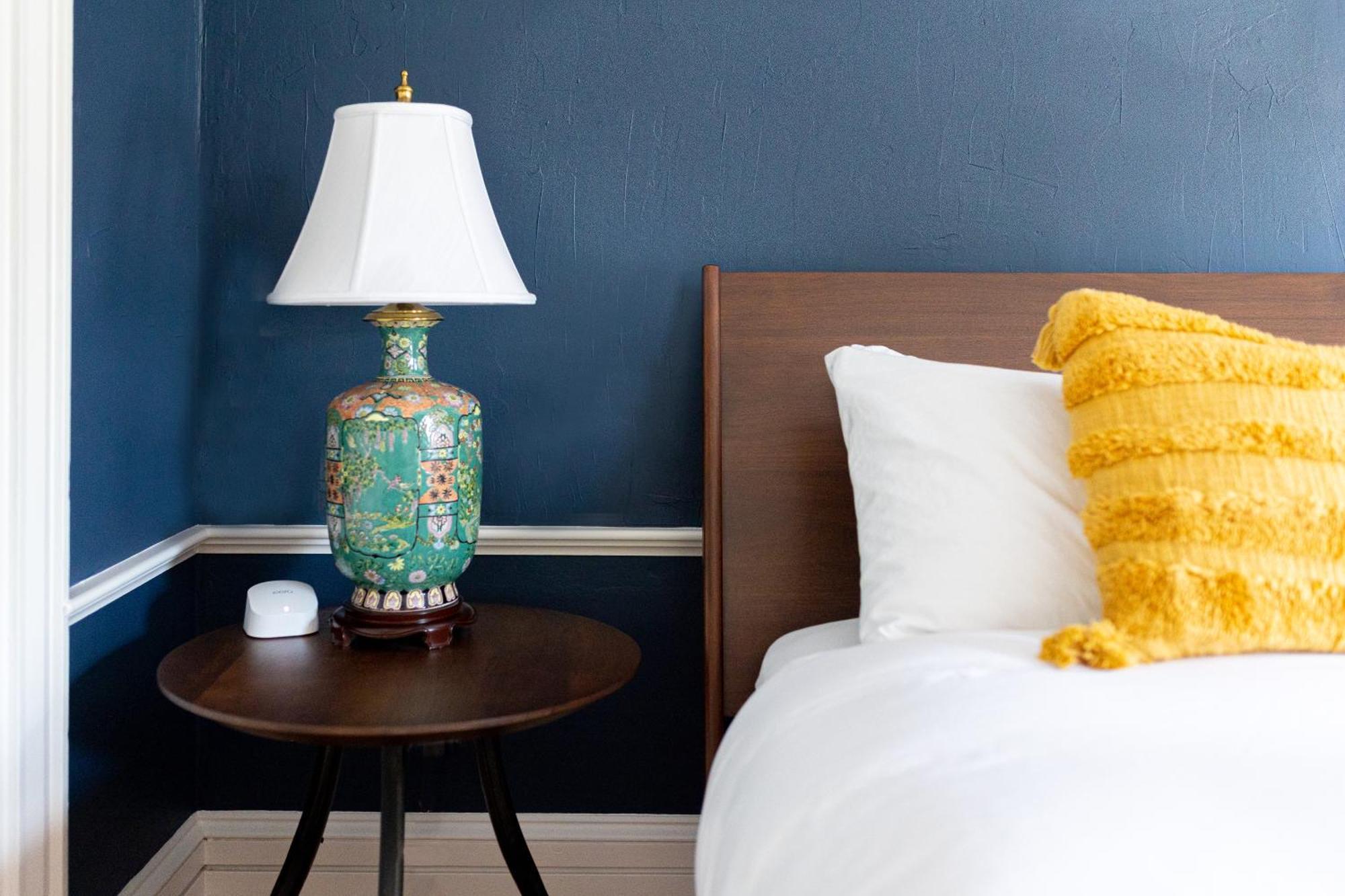 Sally Webster Inn ロックポート エクステリア 写真