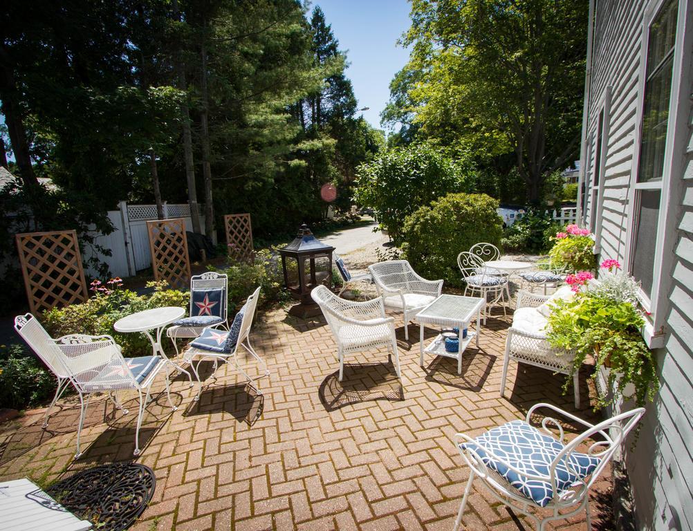 Sally Webster Inn ロックポート エクステリア 写真